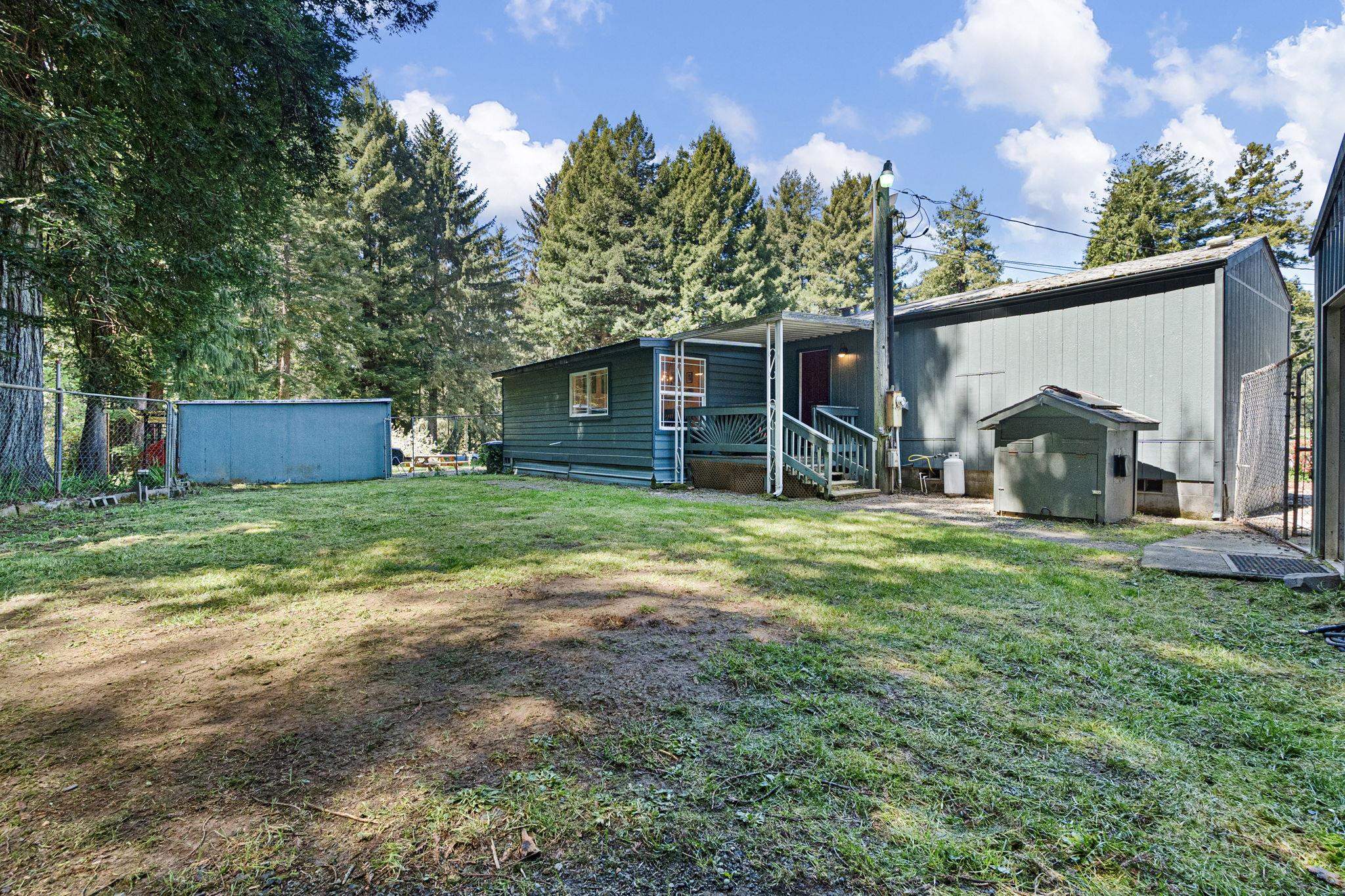 200 Tanglewood Lane