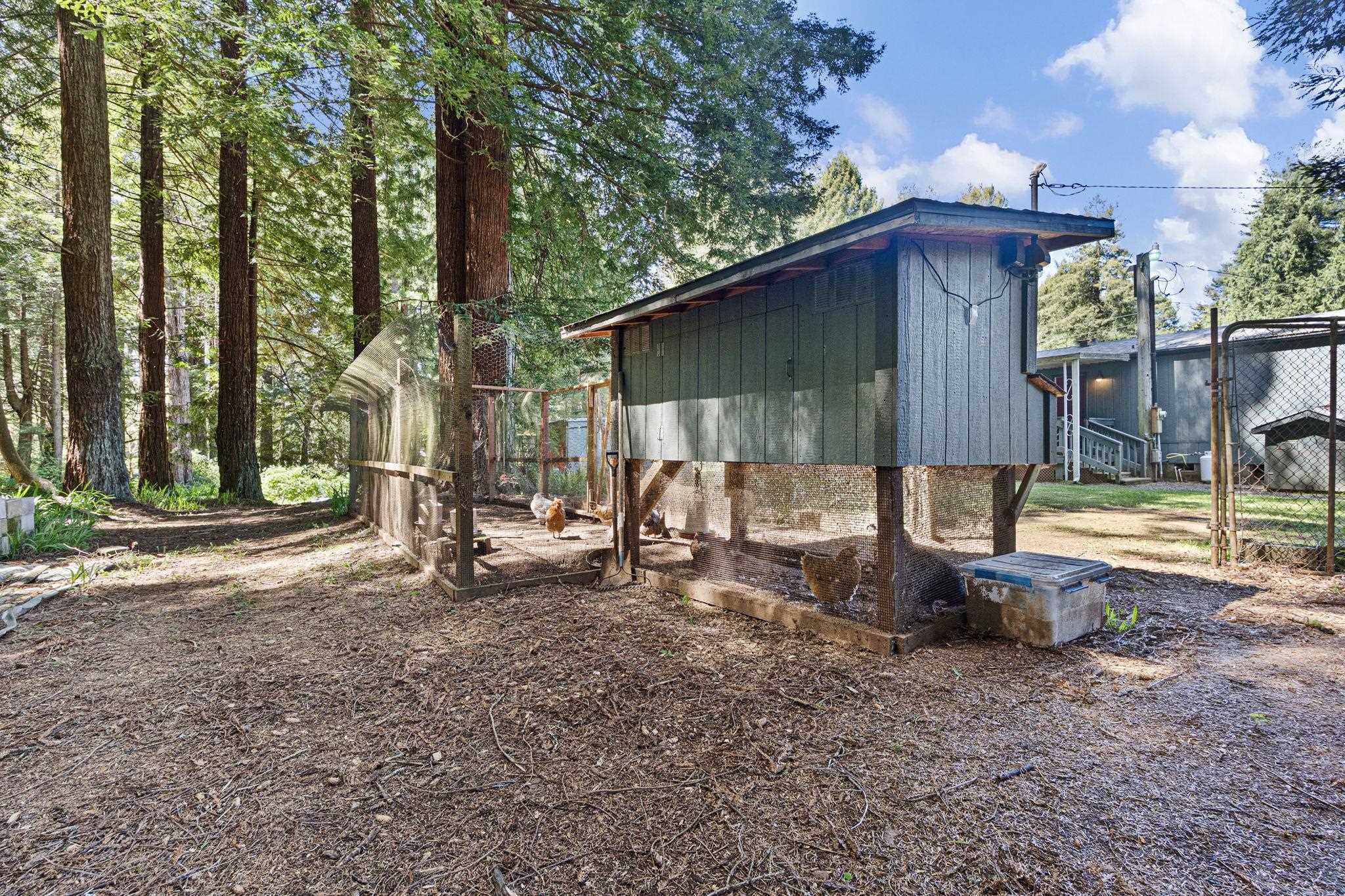 200 Tanglewood Lane