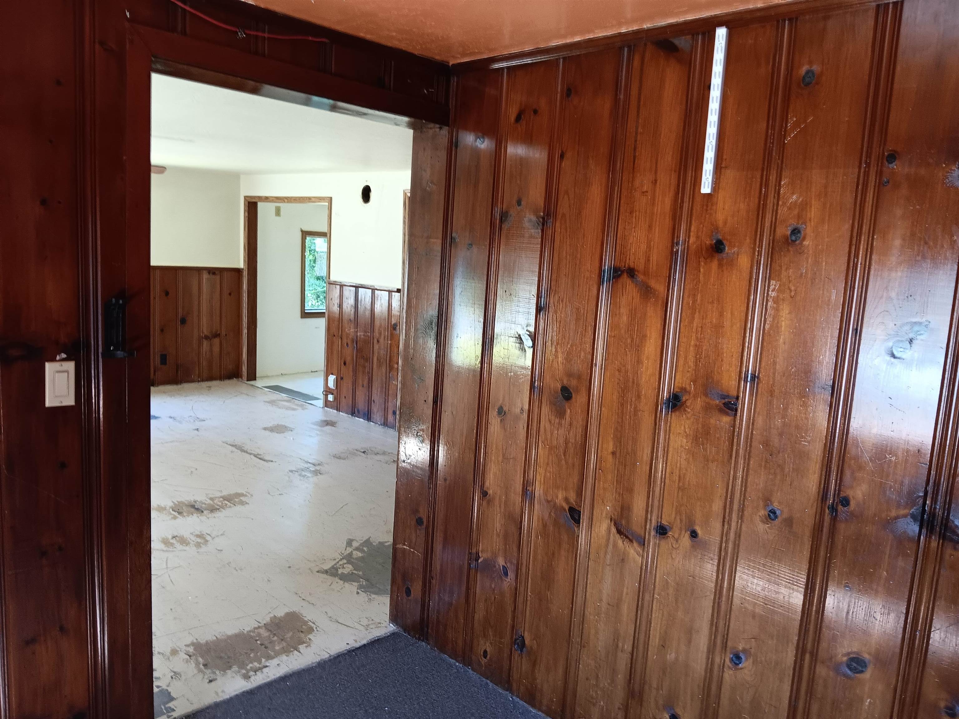 573 Elk Valley