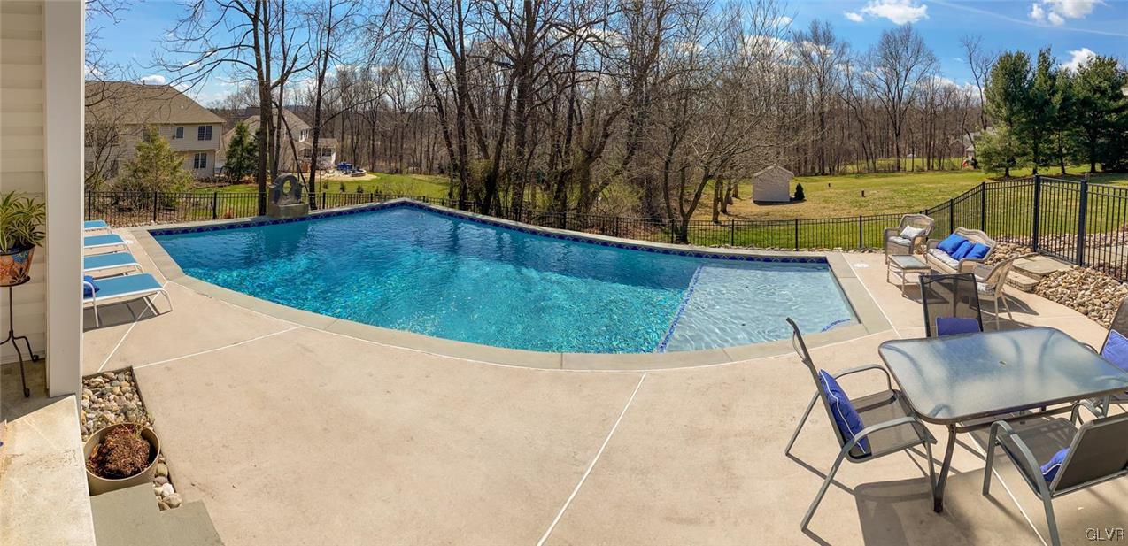 6445 Maple Hill Lane