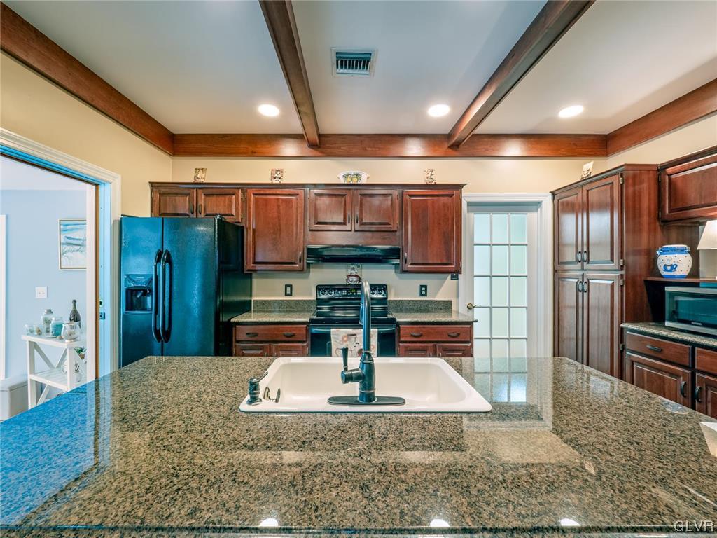 6445 Maple Hill Lane