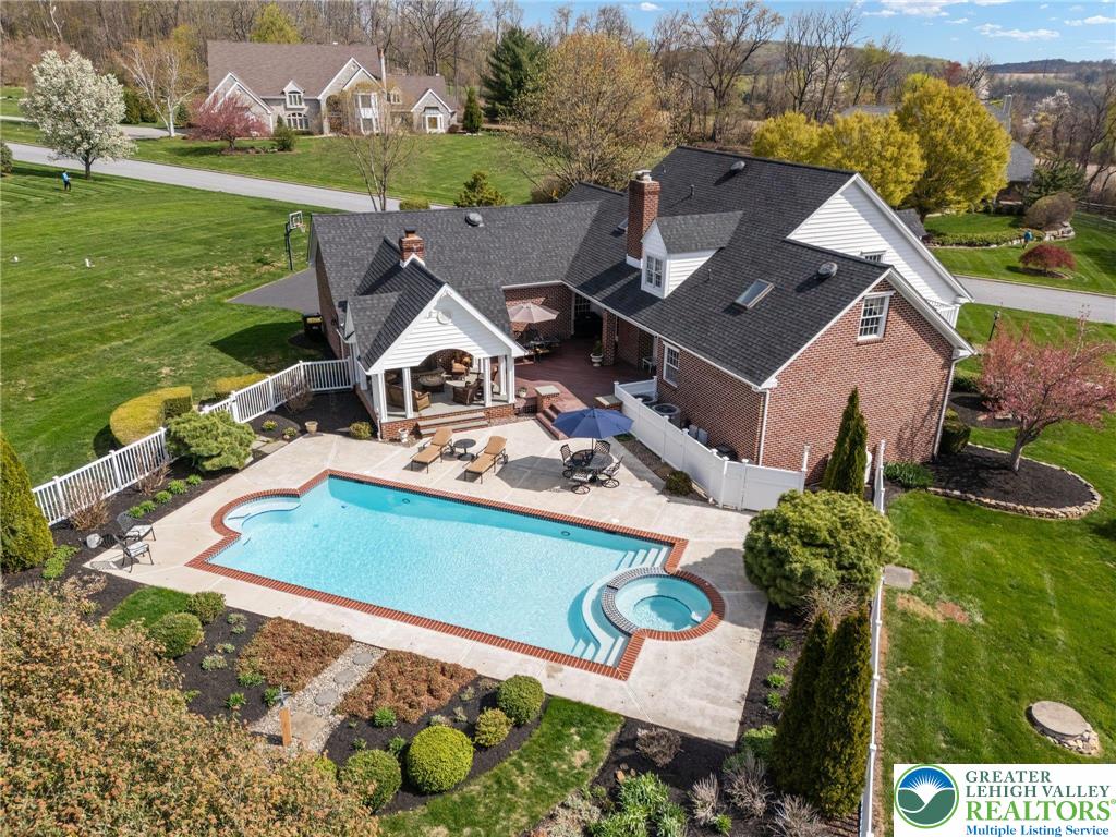 6480 Sweetbriar Lane