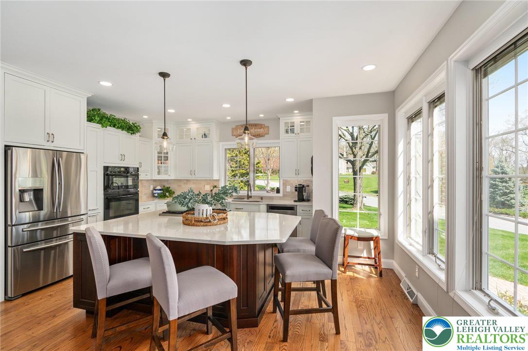 6480 Sweetbriar Lane