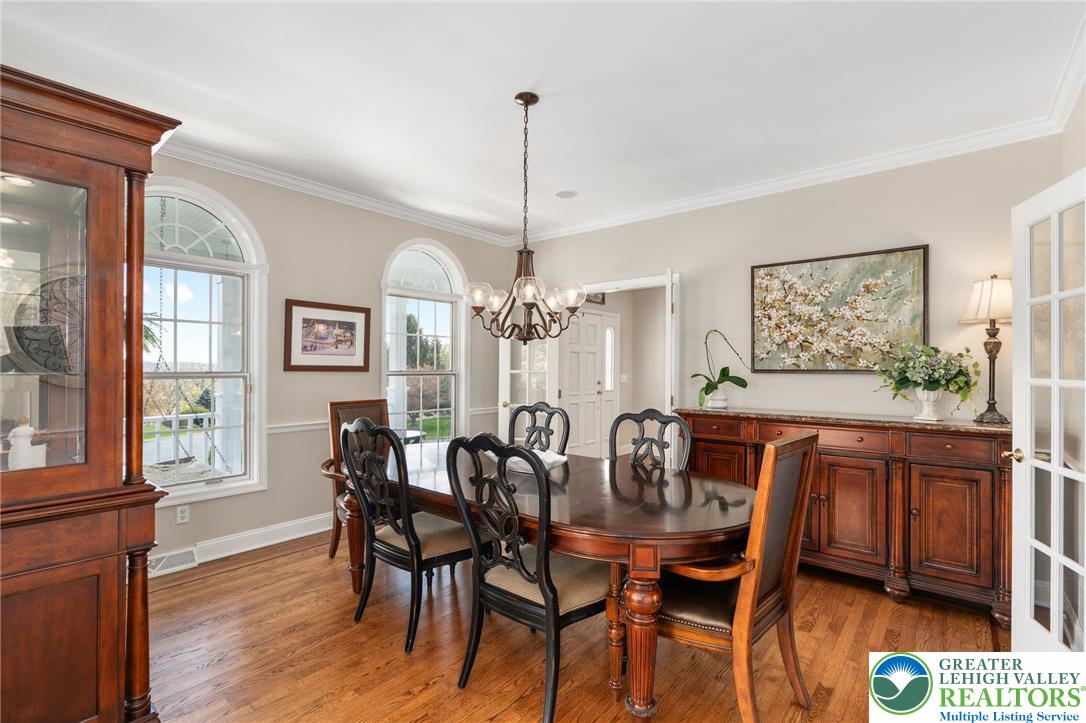 6480 Sweetbriar Lane