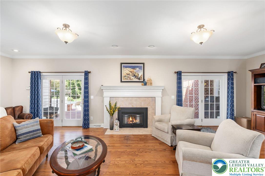 6480 Sweetbriar Lane