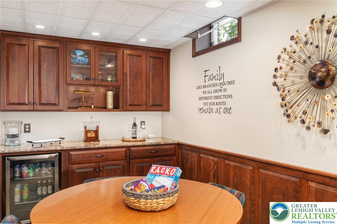 6480 Sweetbriar Lane
