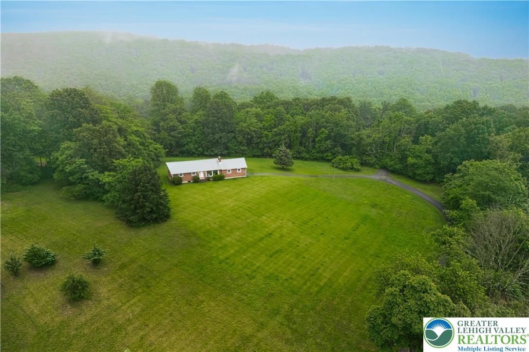 2186 Polk Valley Road