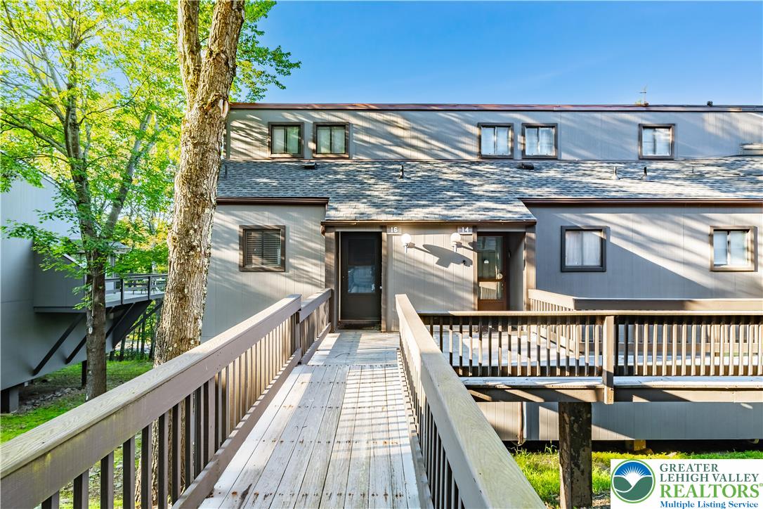 14 Middle Village Way