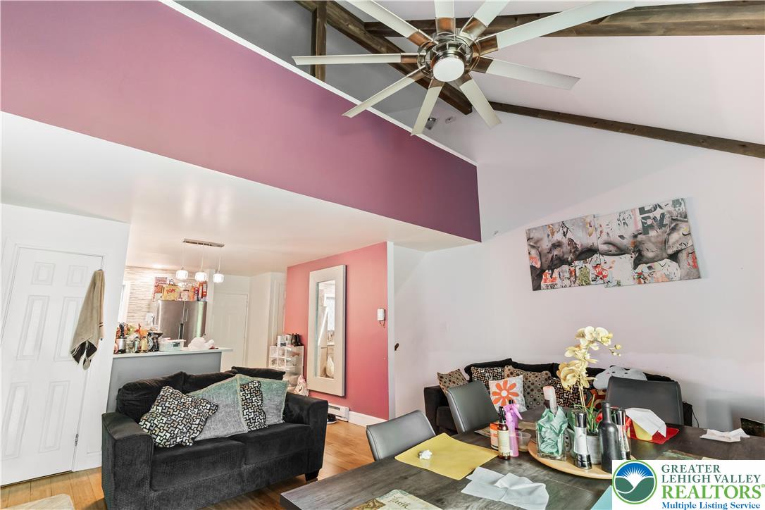 14 Middle Village Way