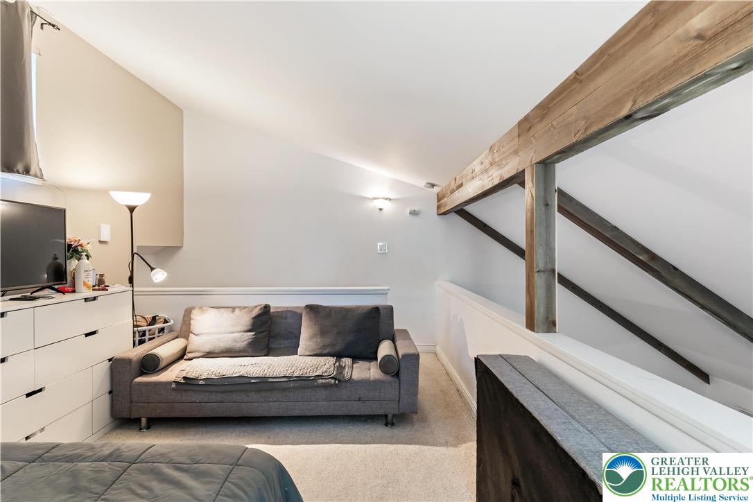 14 Middle Village Way