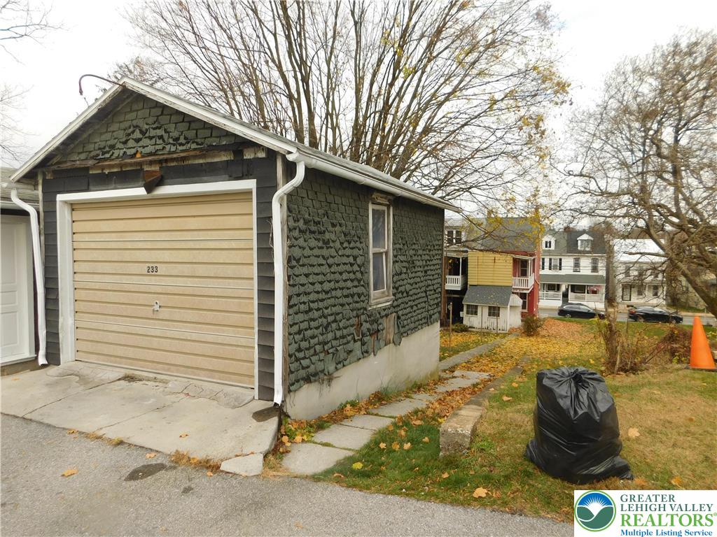 233 Greenwich Street