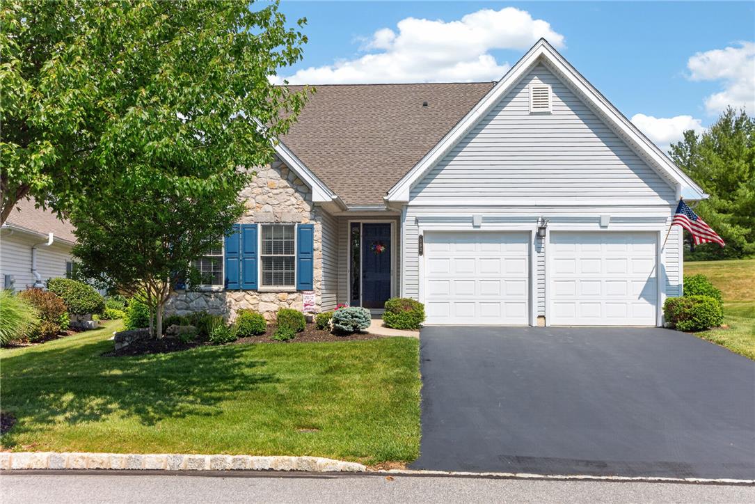 162 Glenmoor Circle North