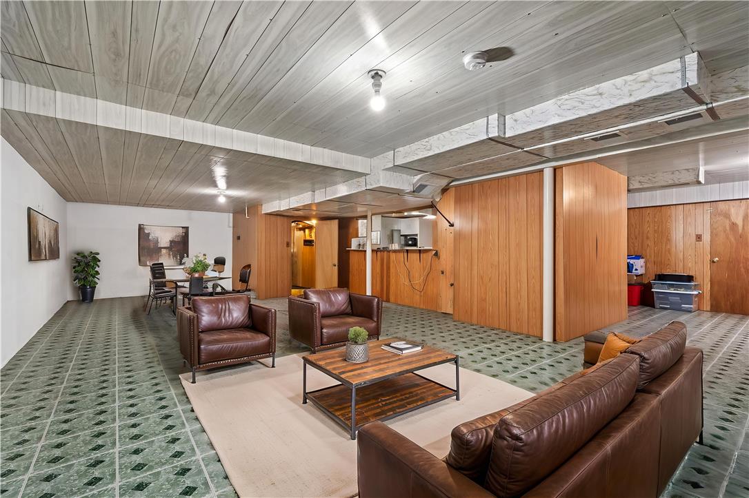 4480 Jasmine Drive