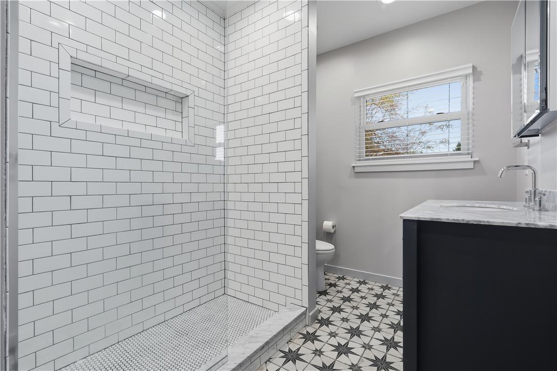 527 28th Street