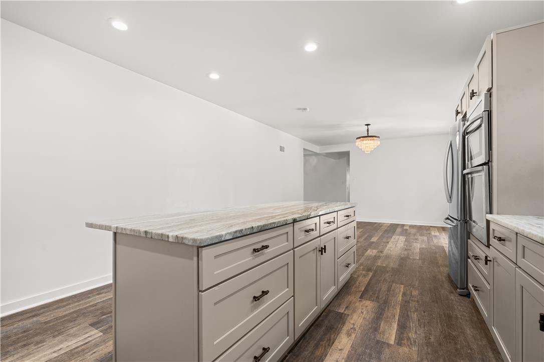527 28th Street