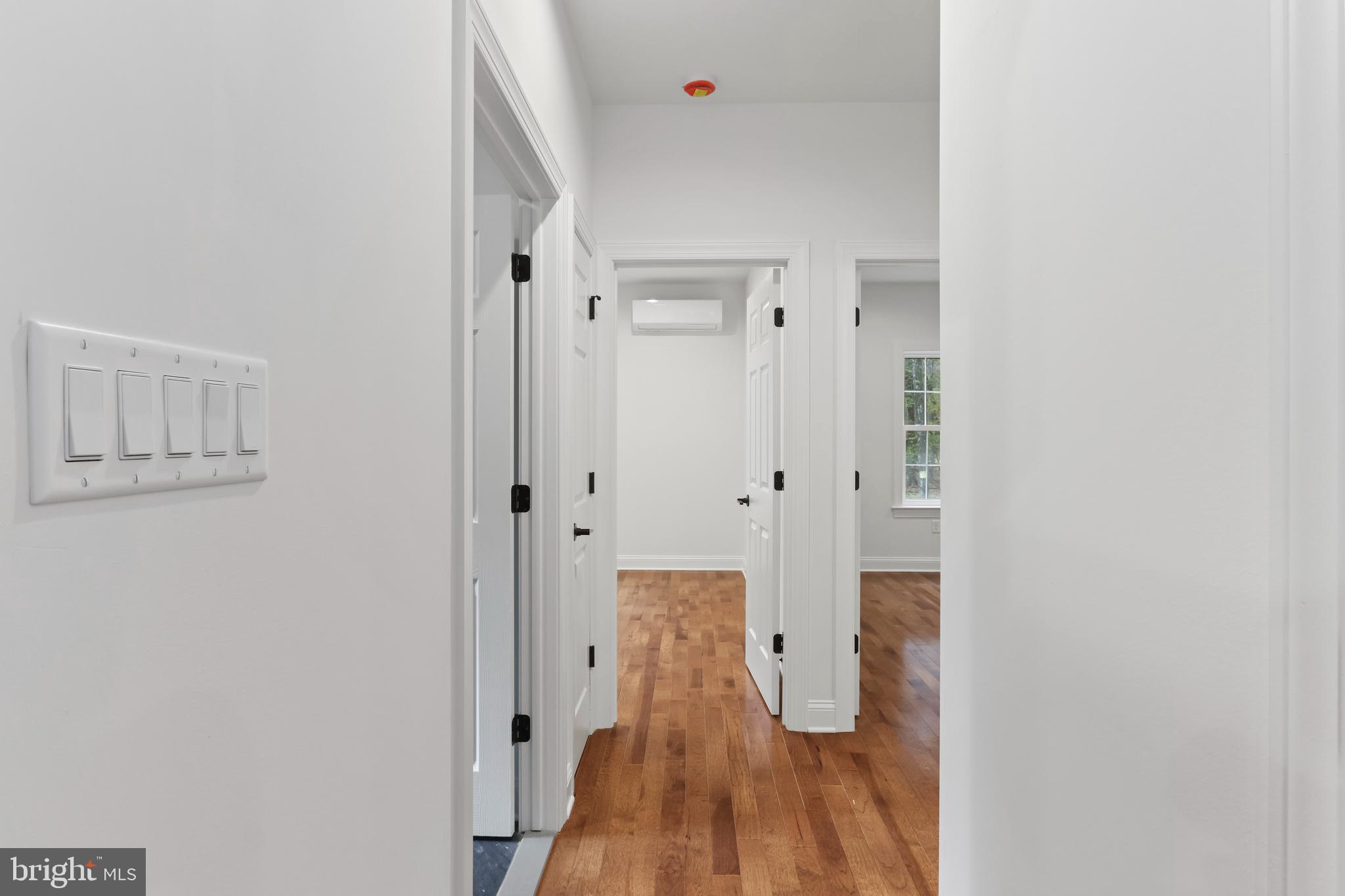 77 PARKER TRAIL