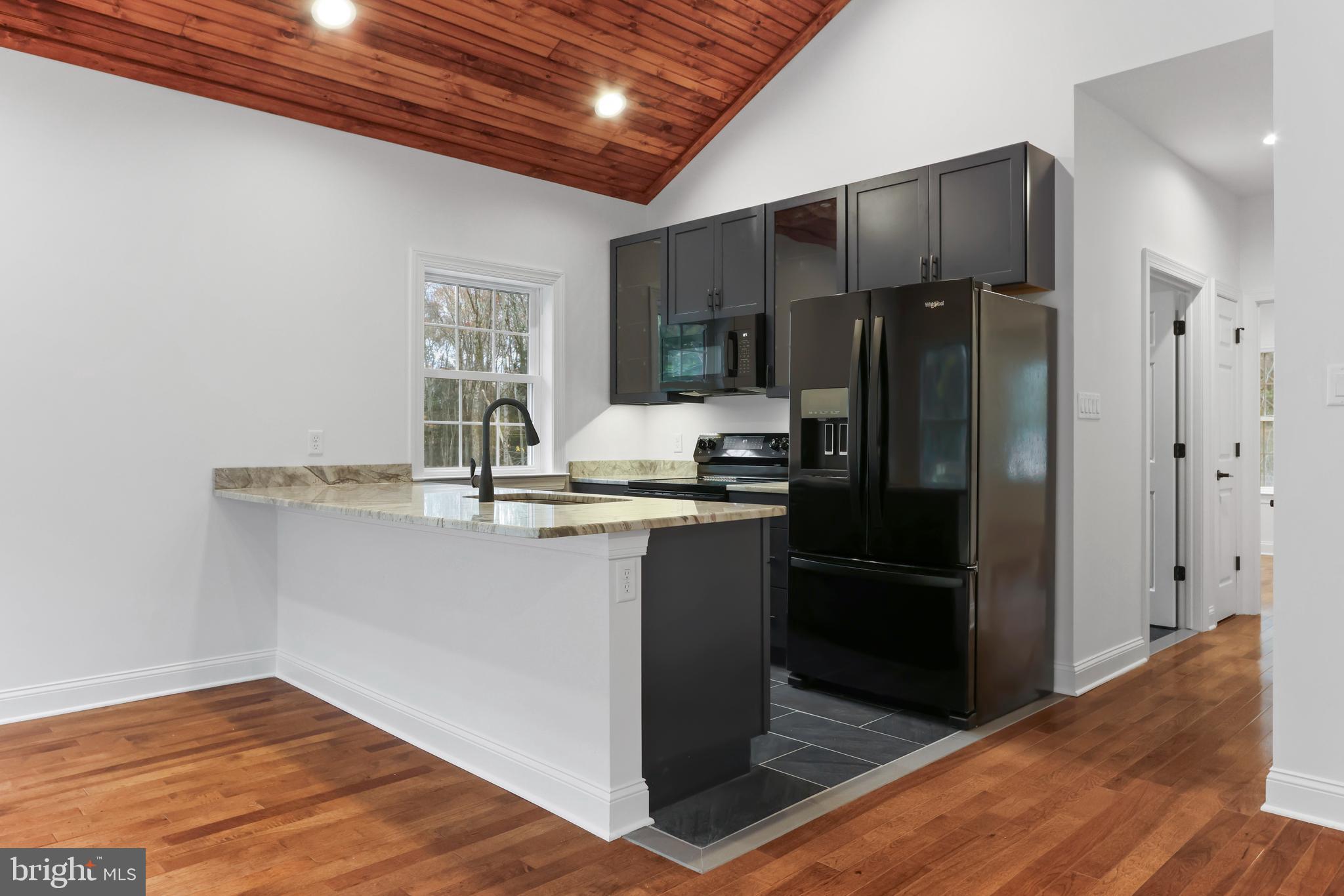 77 PARKER TRAIL