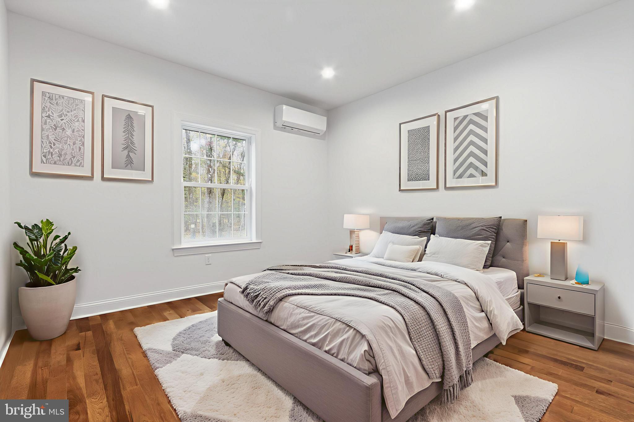 77 PARKER TRAIL