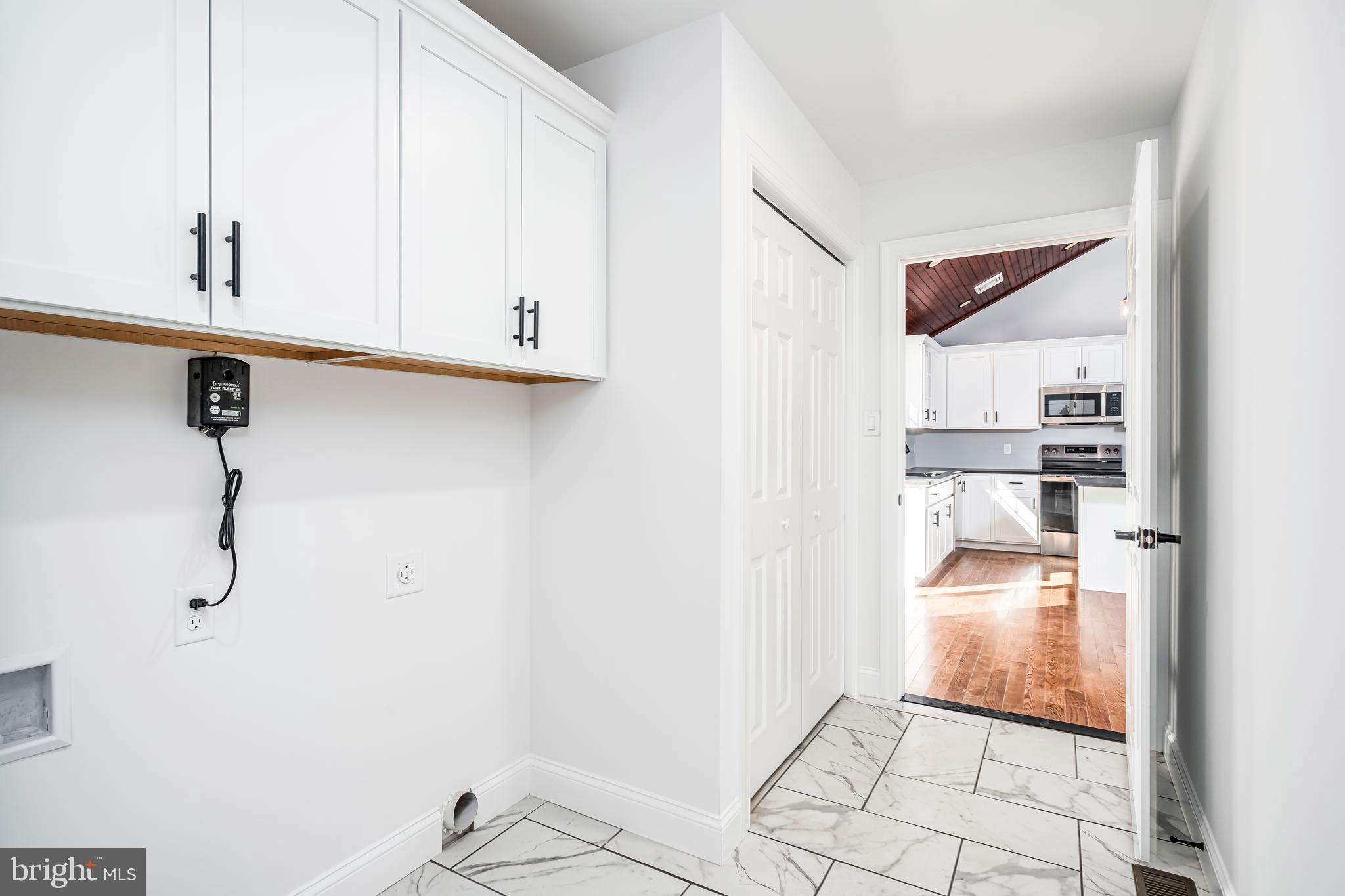 72 MACCAULEY ROAD