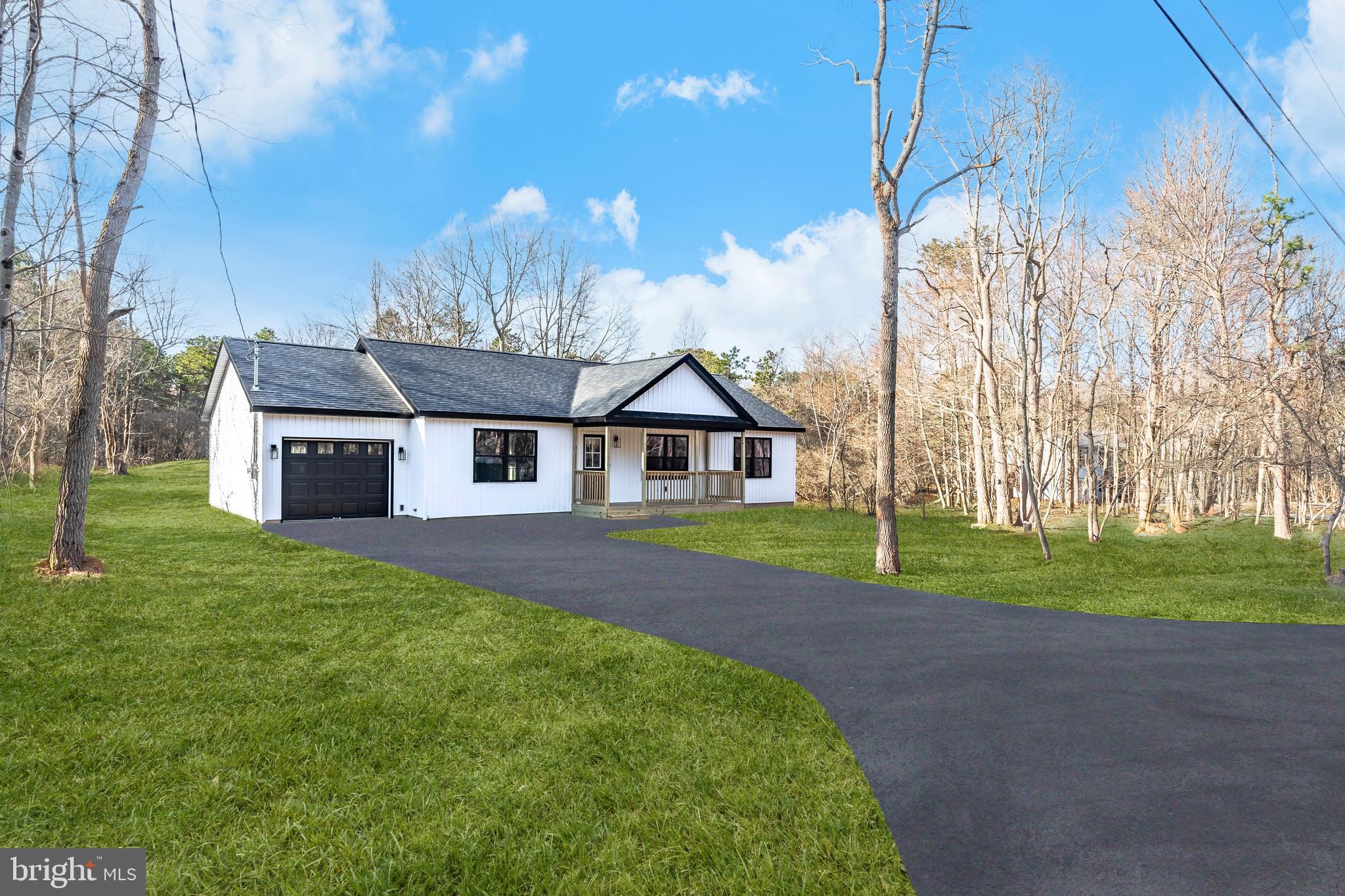 72 MACCAULEY ROAD