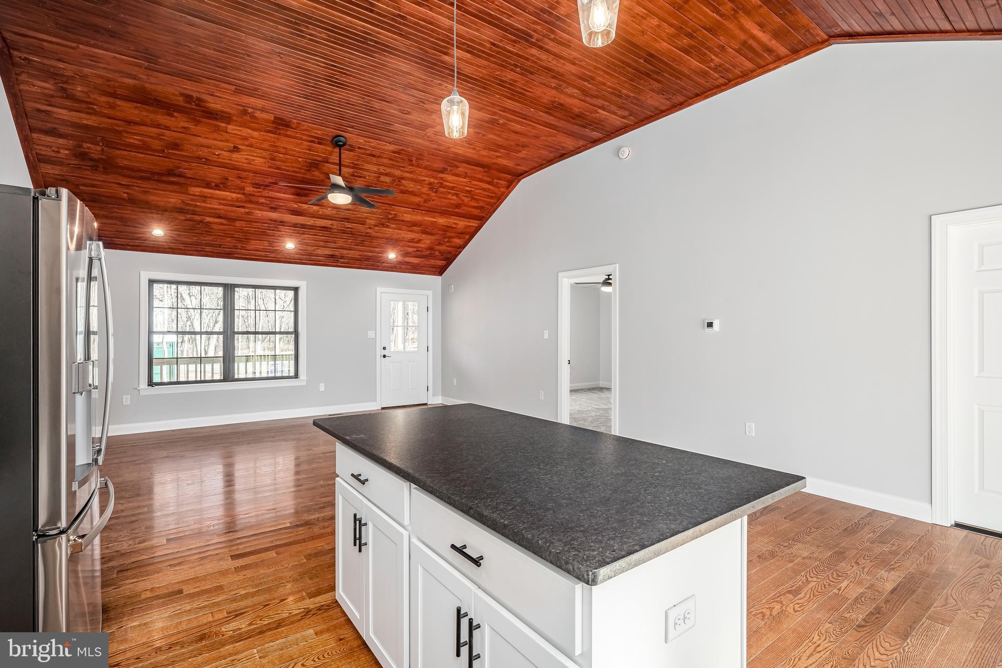 72 MACCAULEY ROAD