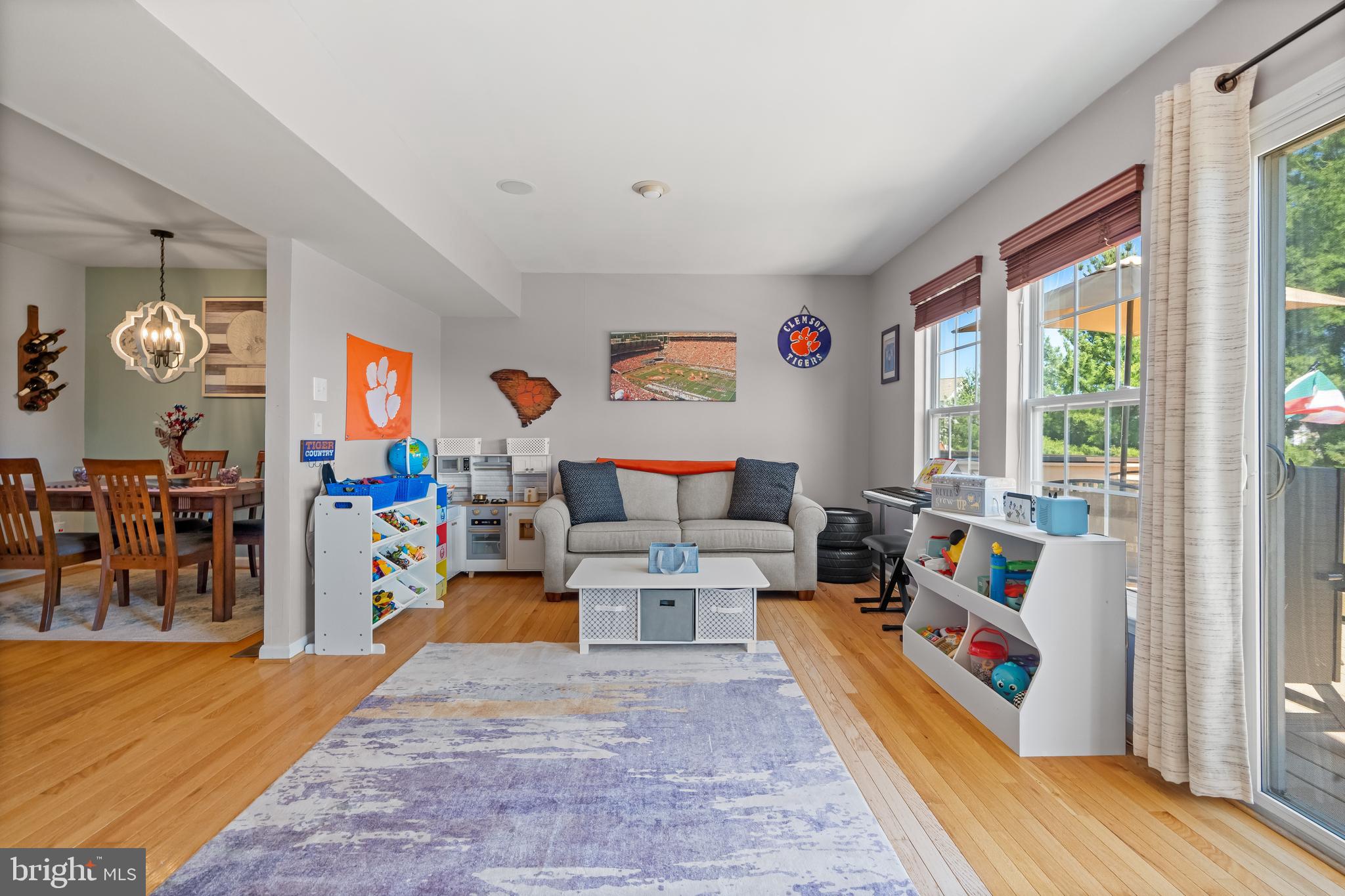 4079 HUCKLEBERRY DRIVE
