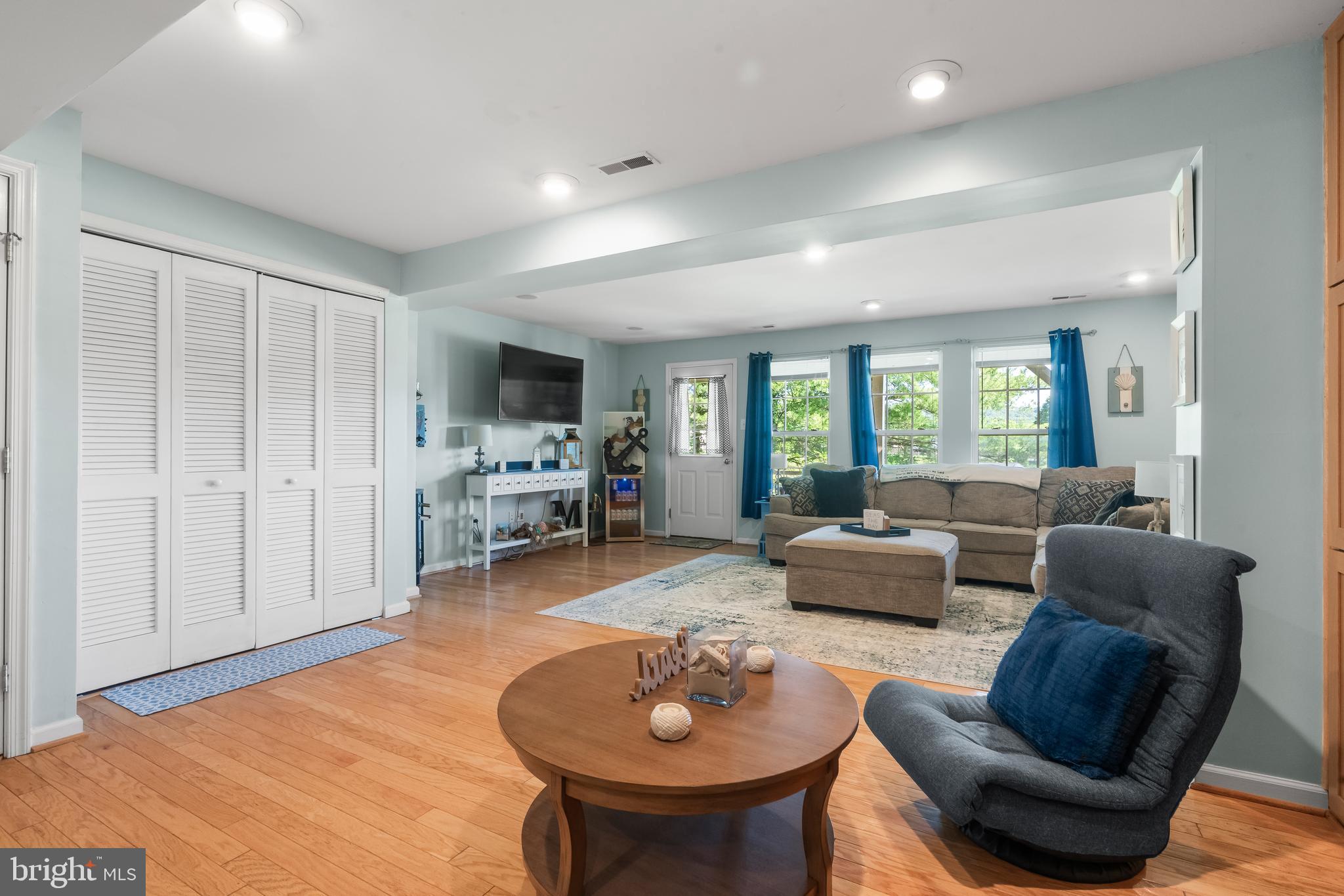 4079 HUCKLEBERRY DRIVE