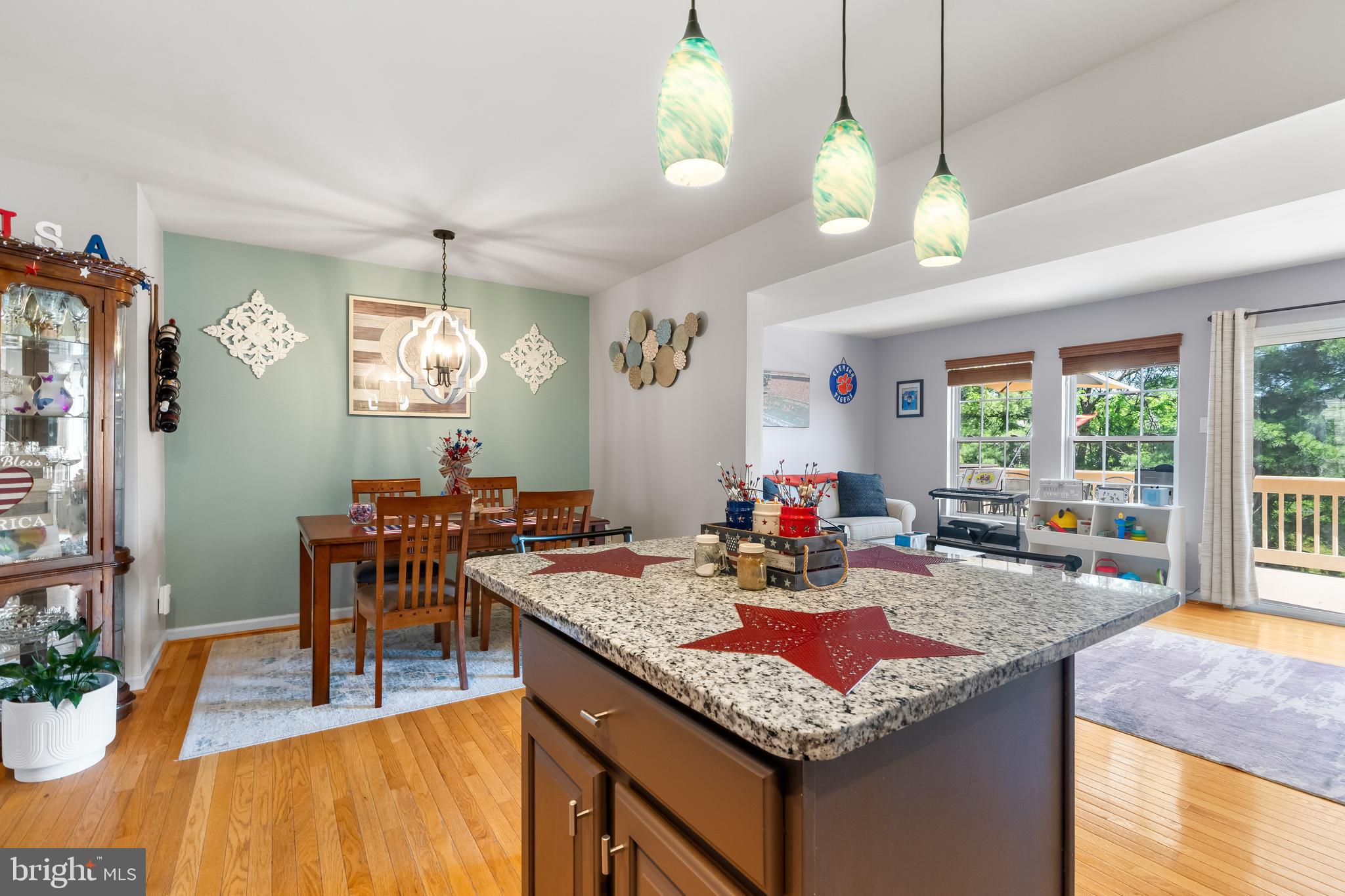 4079 HUCKLEBERRY DRIVE