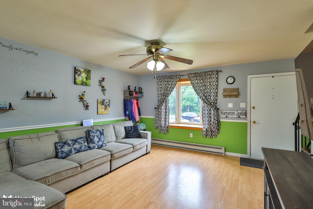 411 E OXFORD STREET