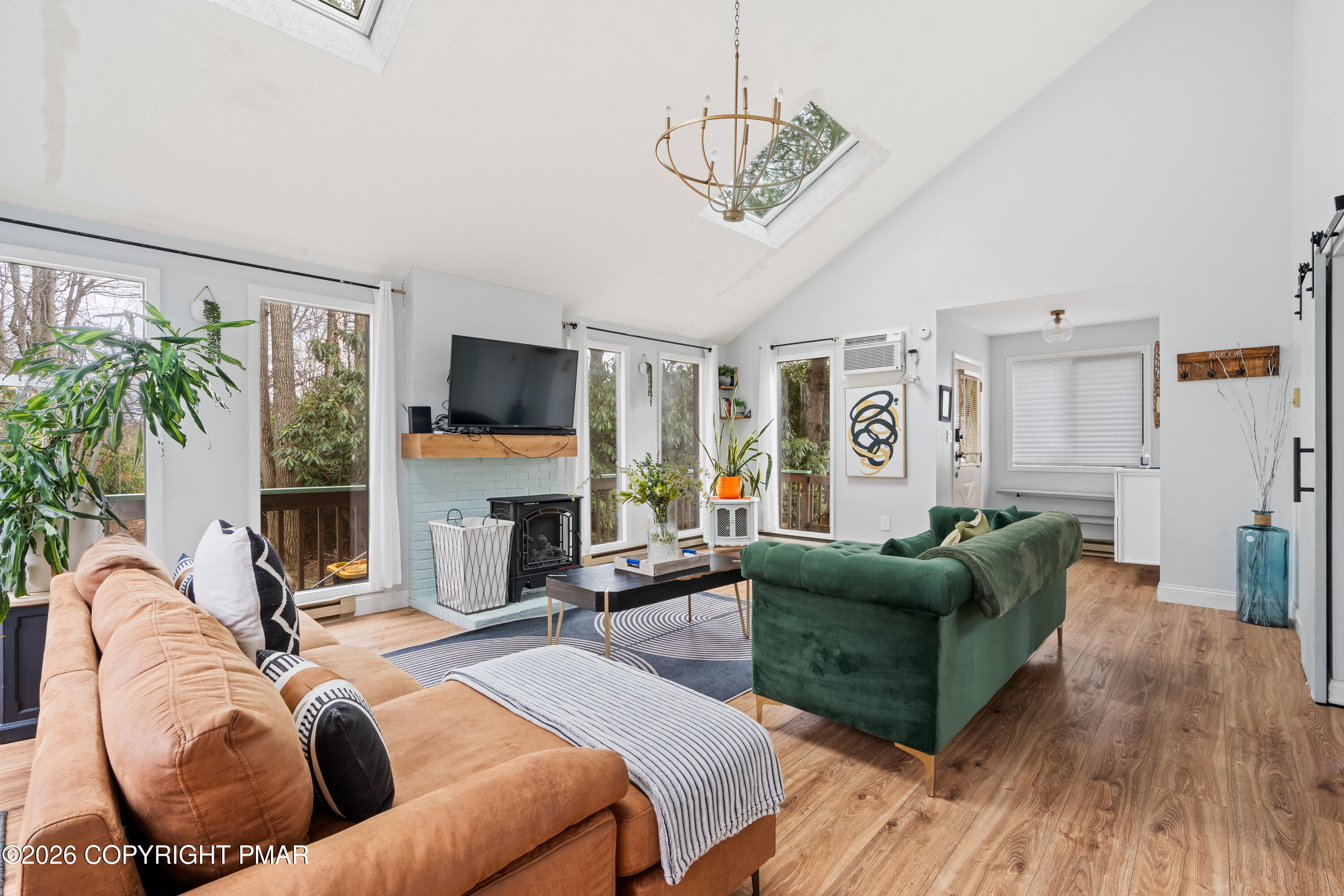 112 Crazy Horse Court