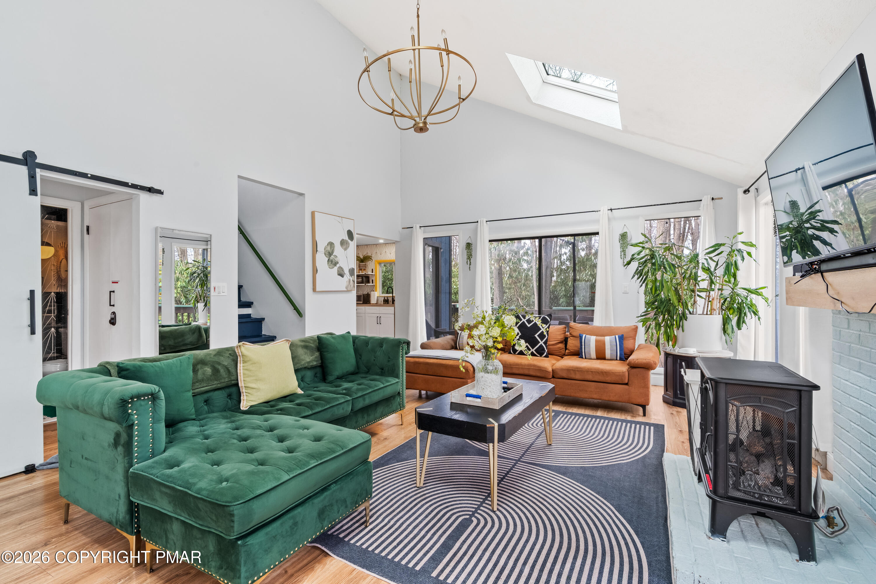 112 Crazy Horse Court