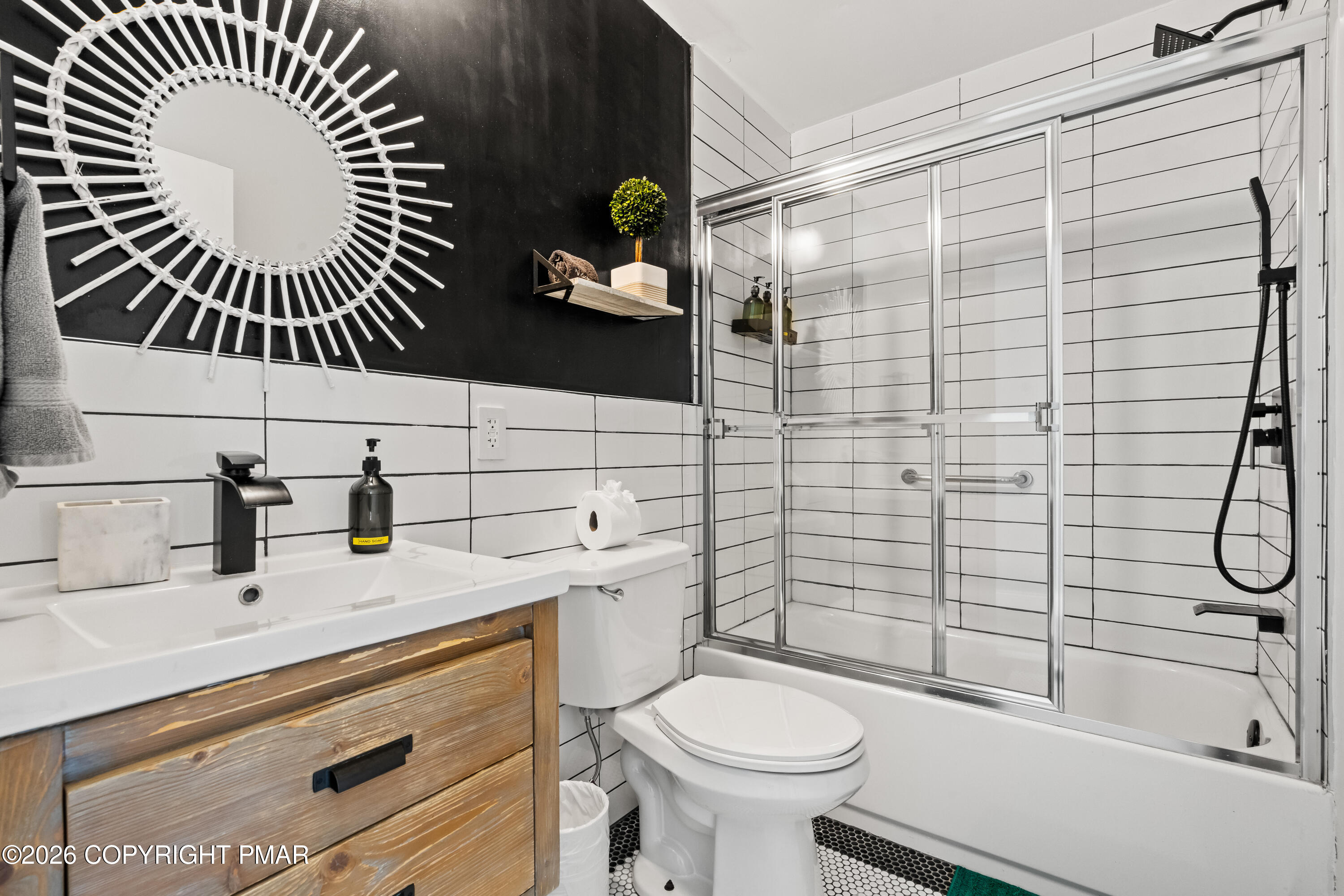 112 Crazy Horse Court