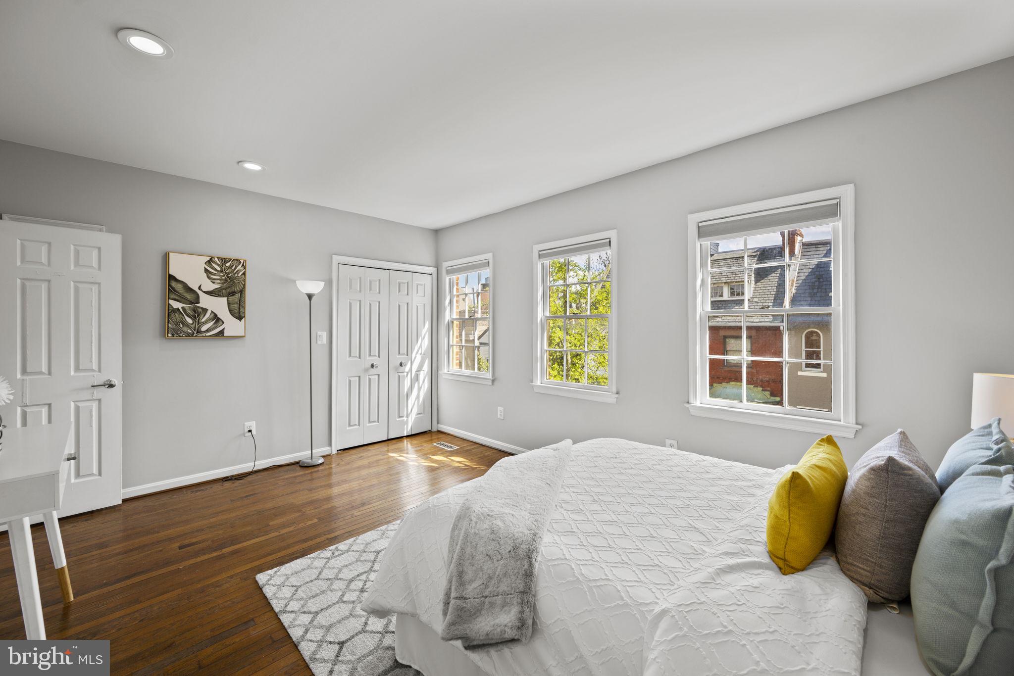 1843 Corcoran St NW #27 (E)