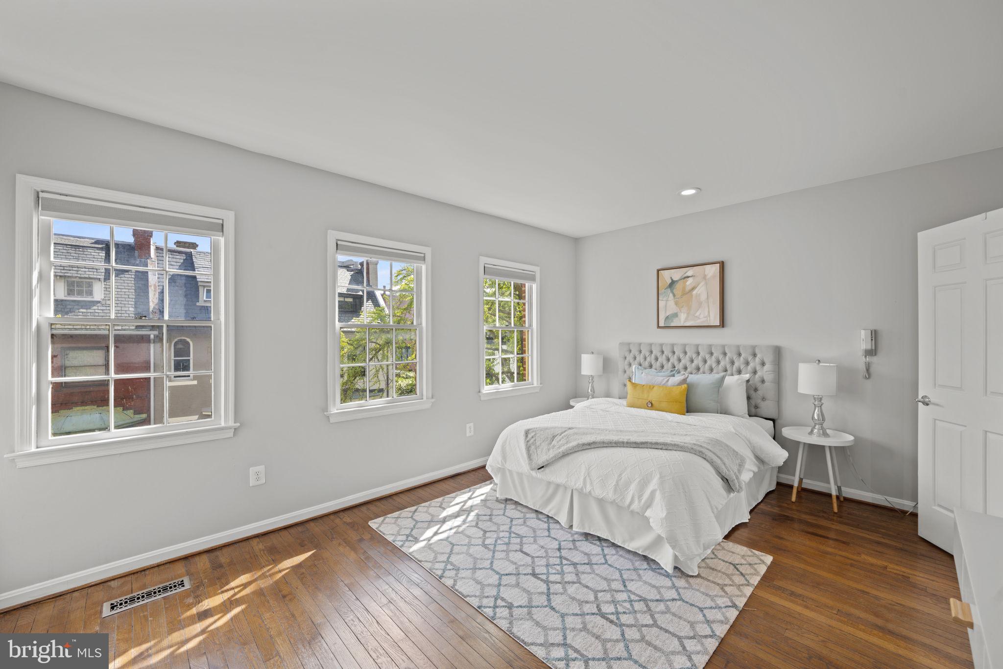 1843 Corcoran St NW #27 (E)