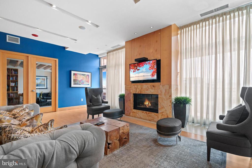 475 K St NW #709