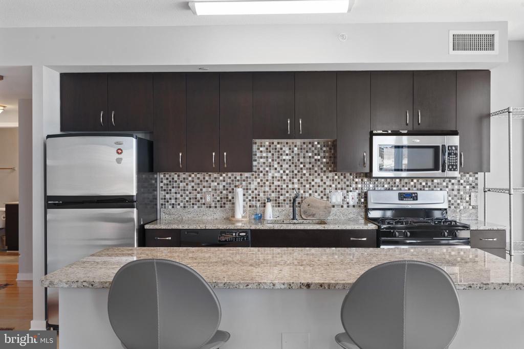 475 K St NW #709