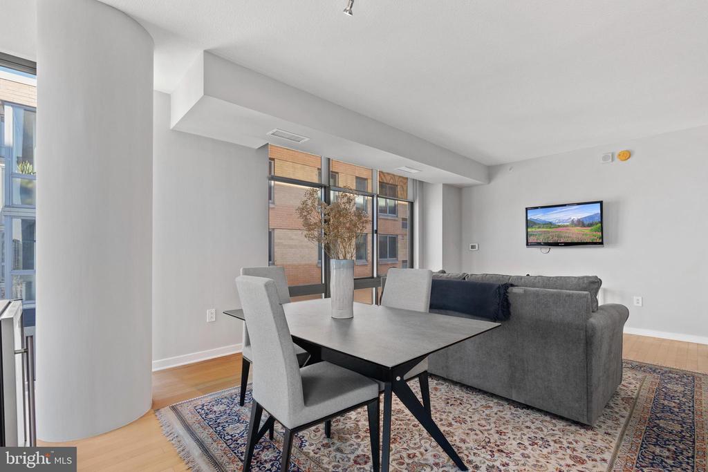 475 K St NW #709