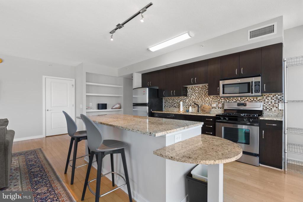 475 K St NW #709