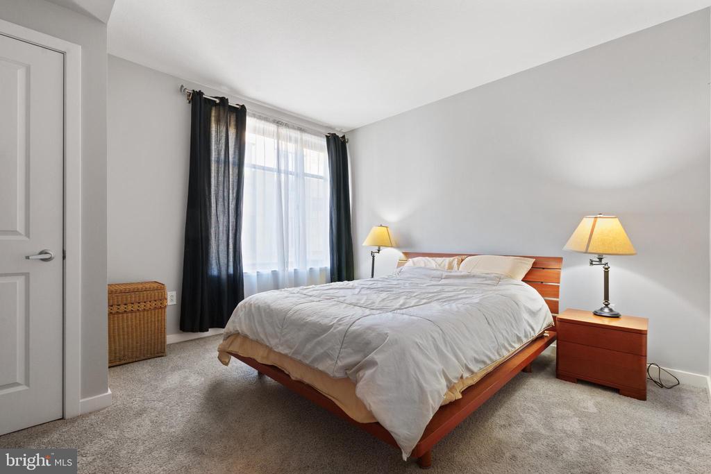 475 K St NW #709