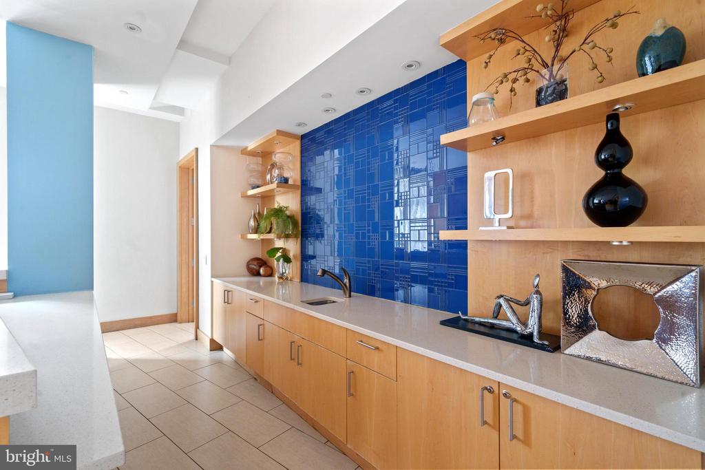 475 K St NW #709
