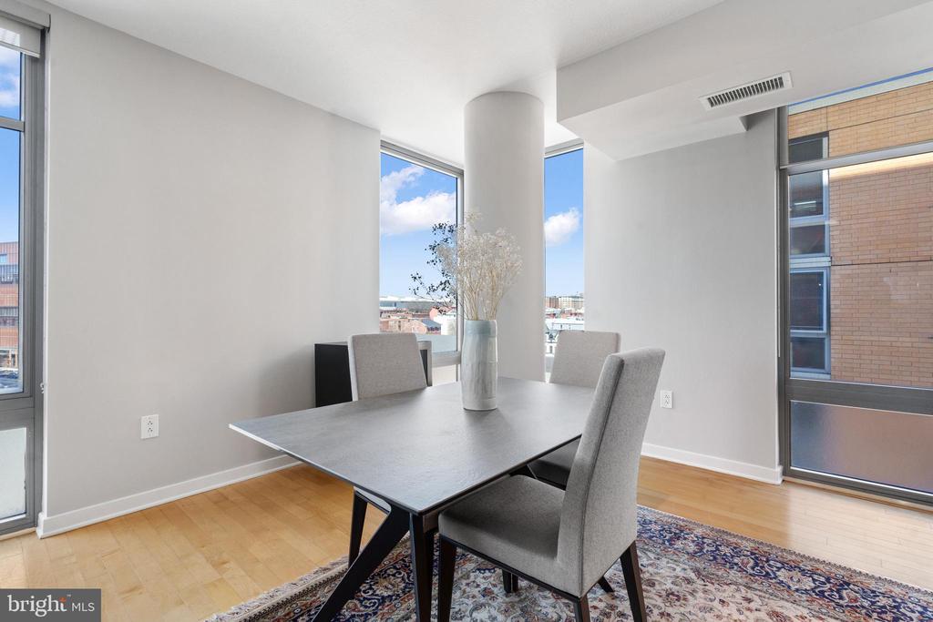 475 K St NW #709