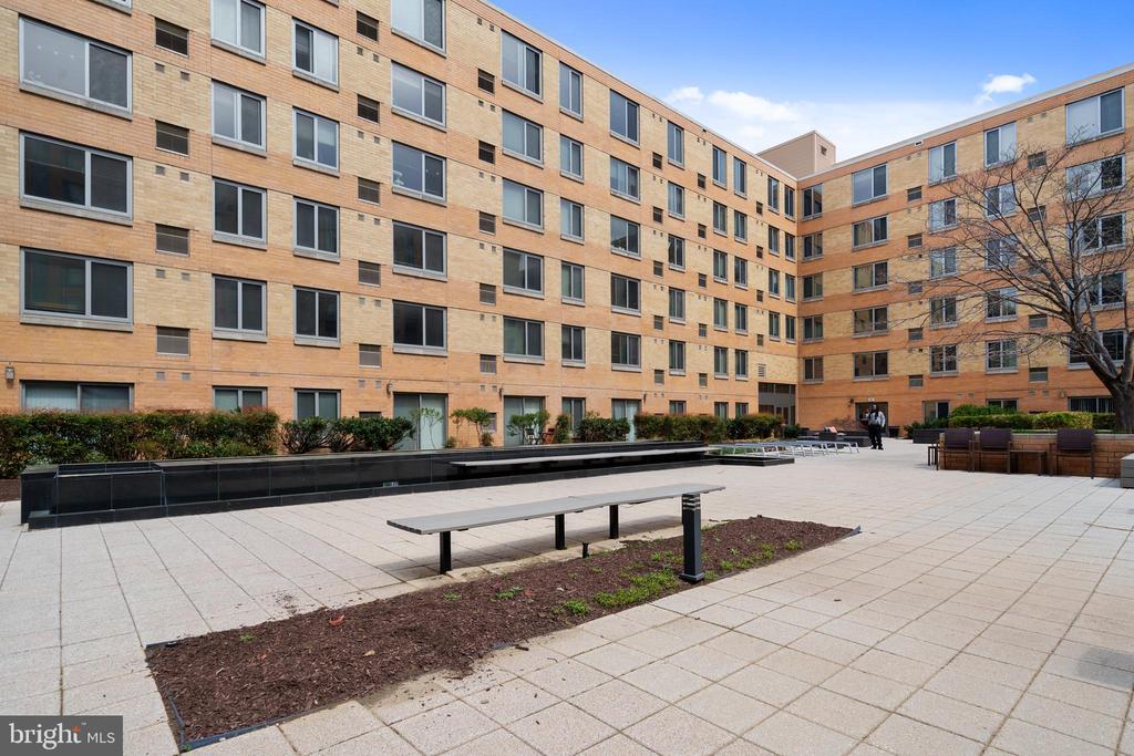 475 K St NW #709