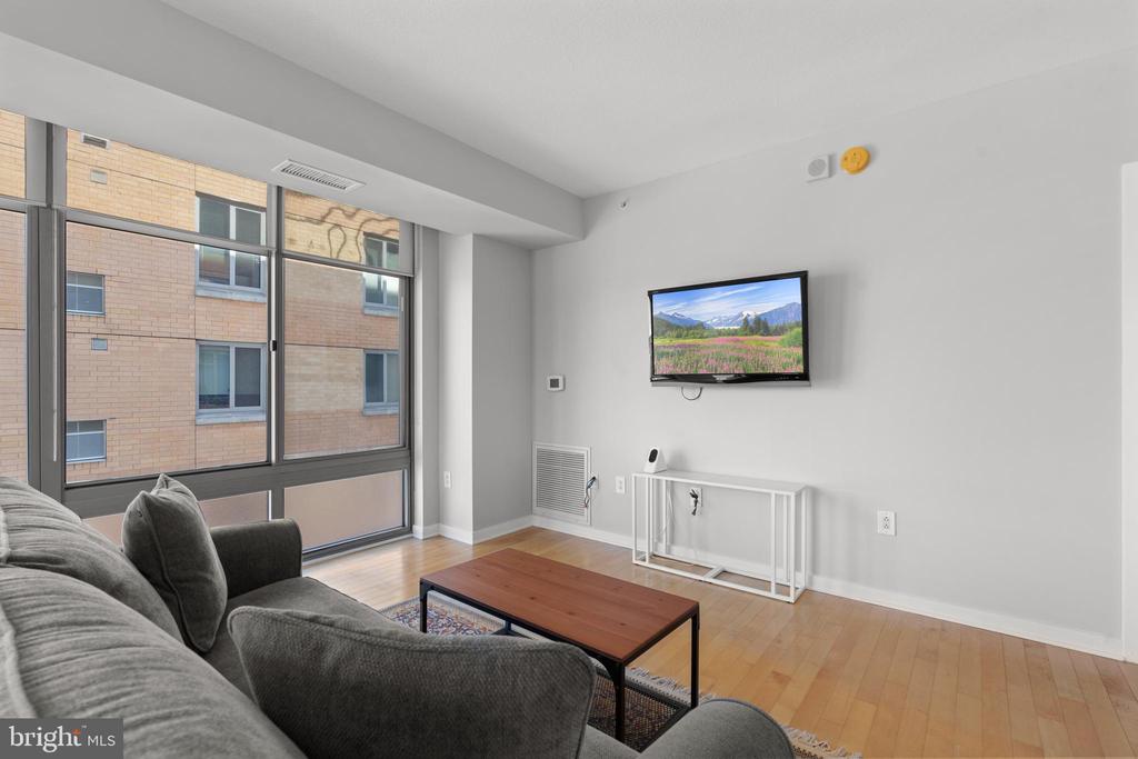 475 K St NW #709