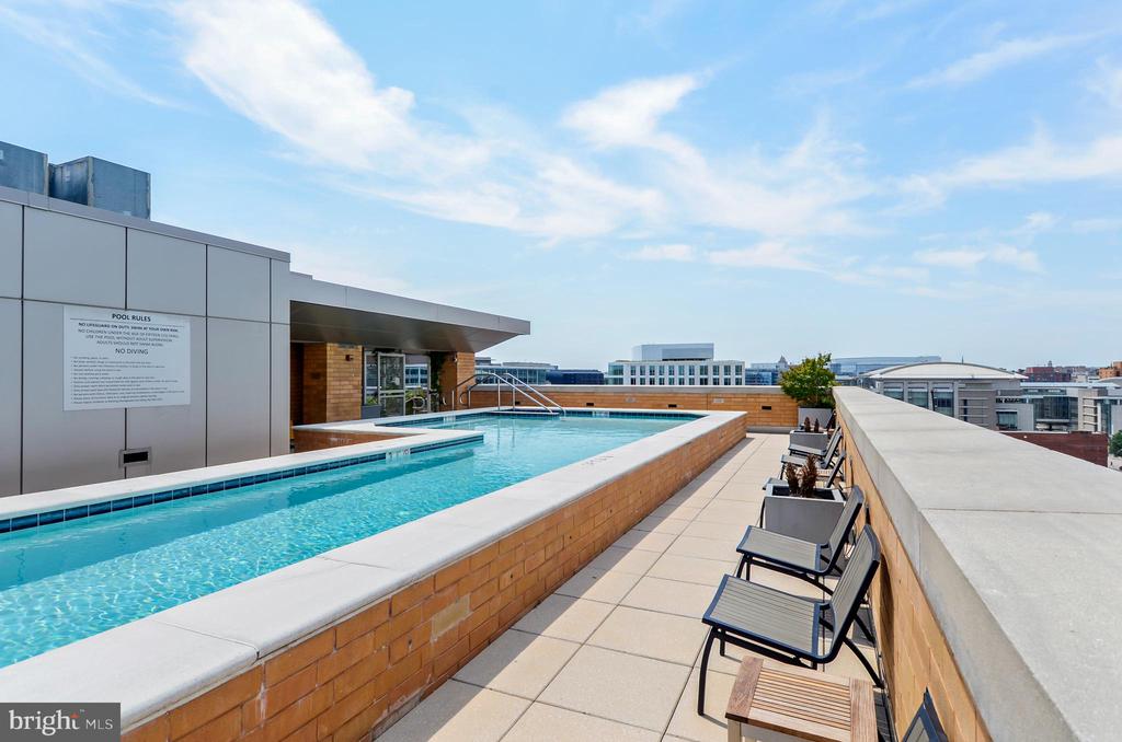 475 K St NW #709