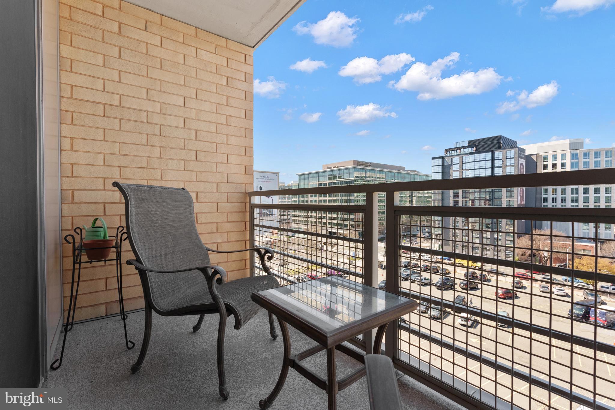 475 K St NW #709