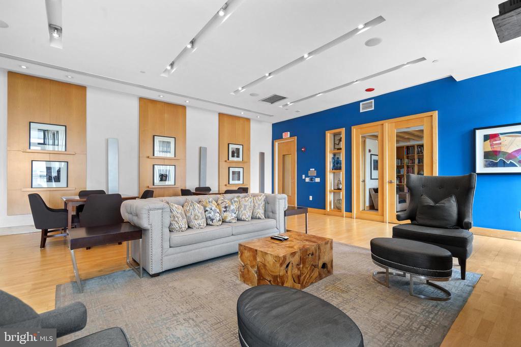 475 K St NW #709