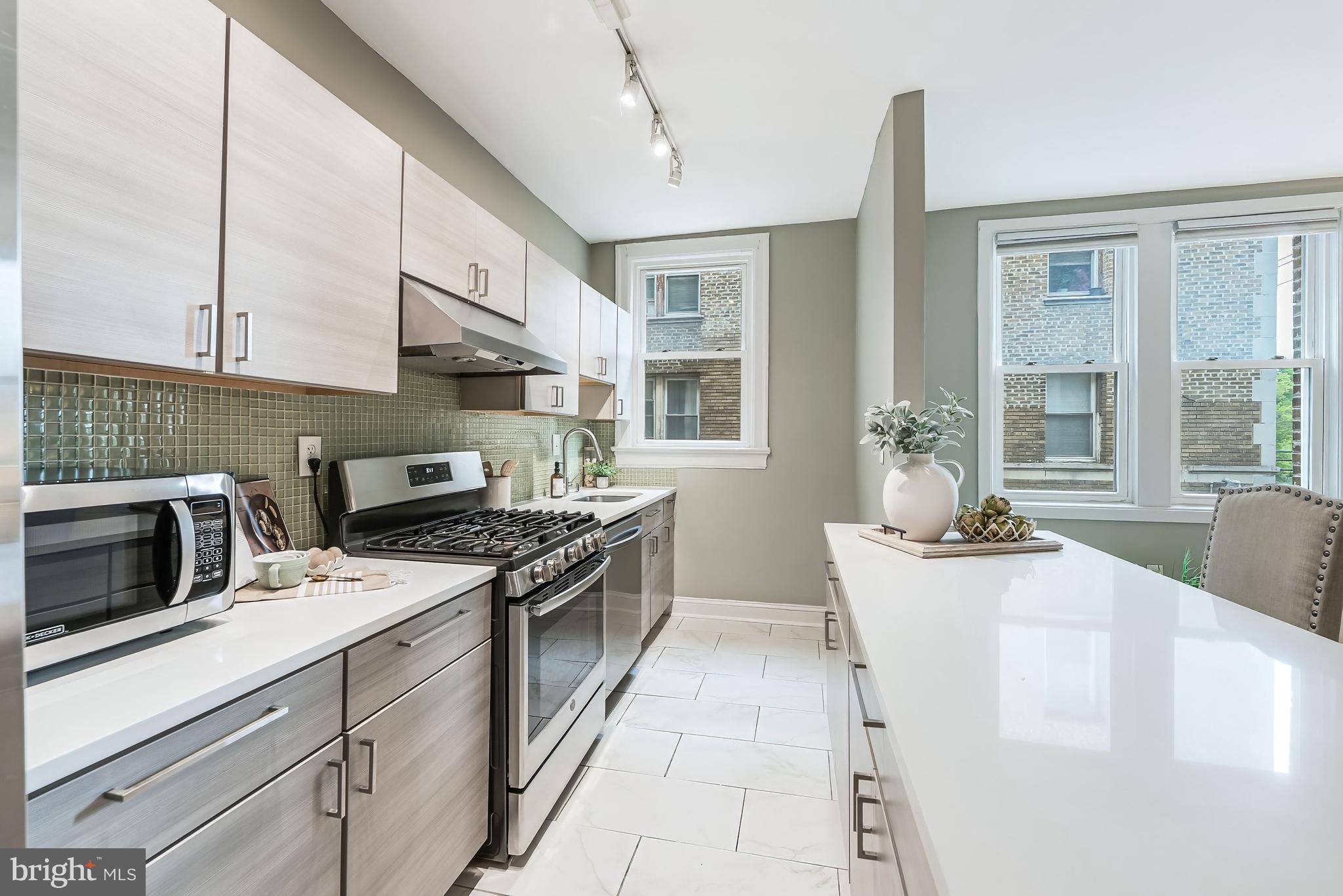 4120 14TH STREET NW 22