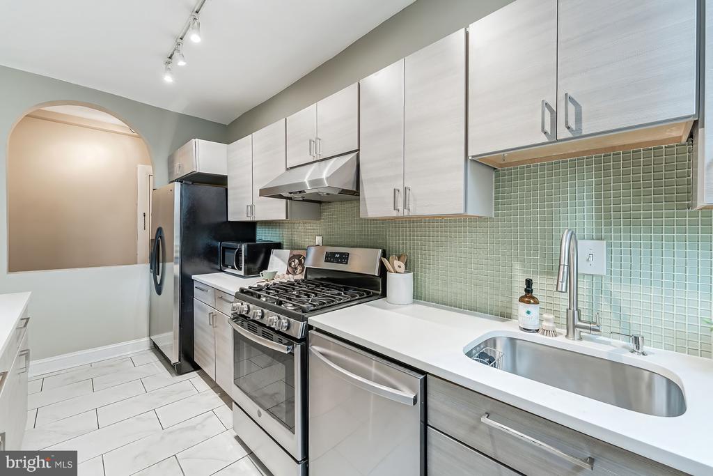 4120 14TH STREET NW 22