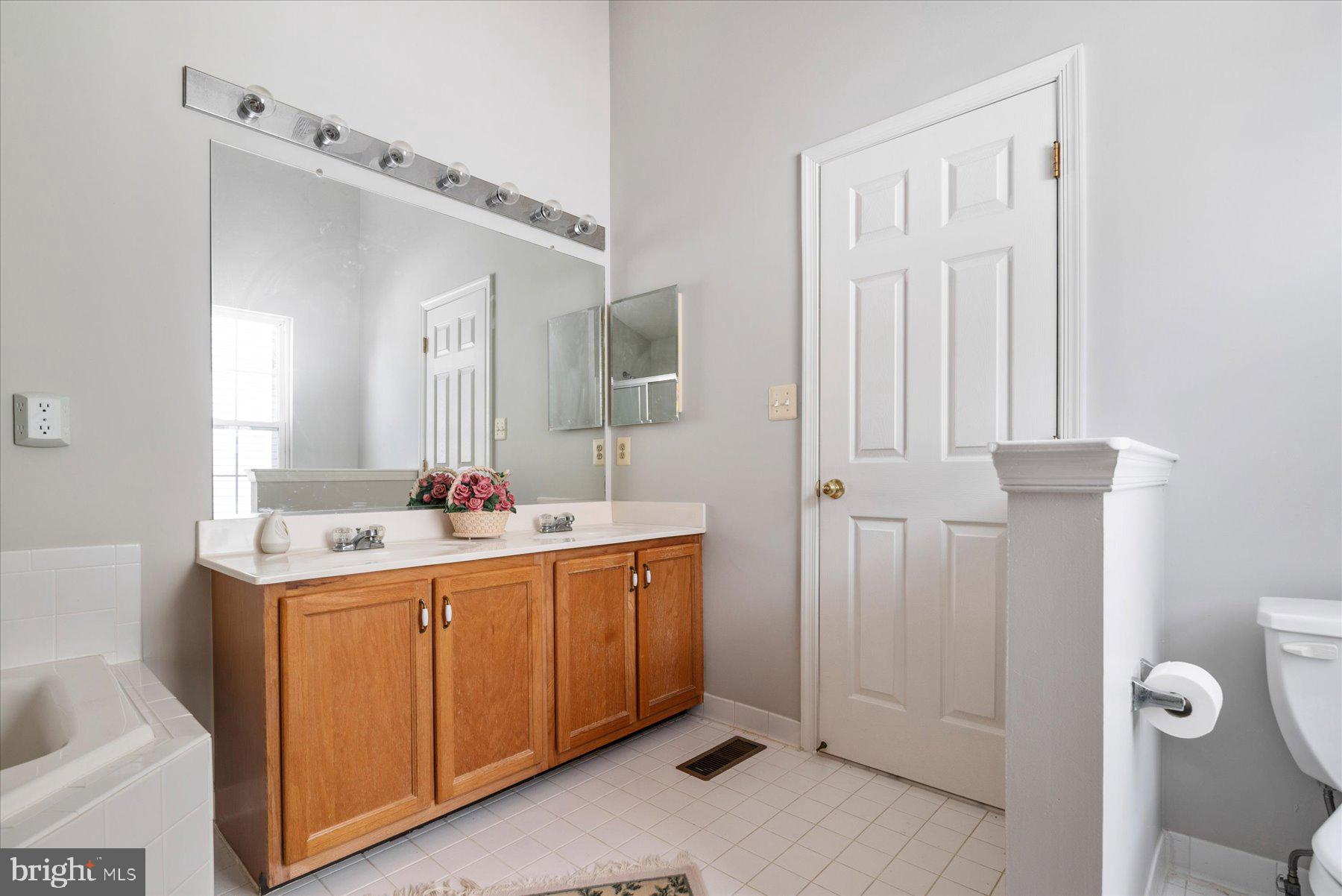 1202 Jewelweed PATH