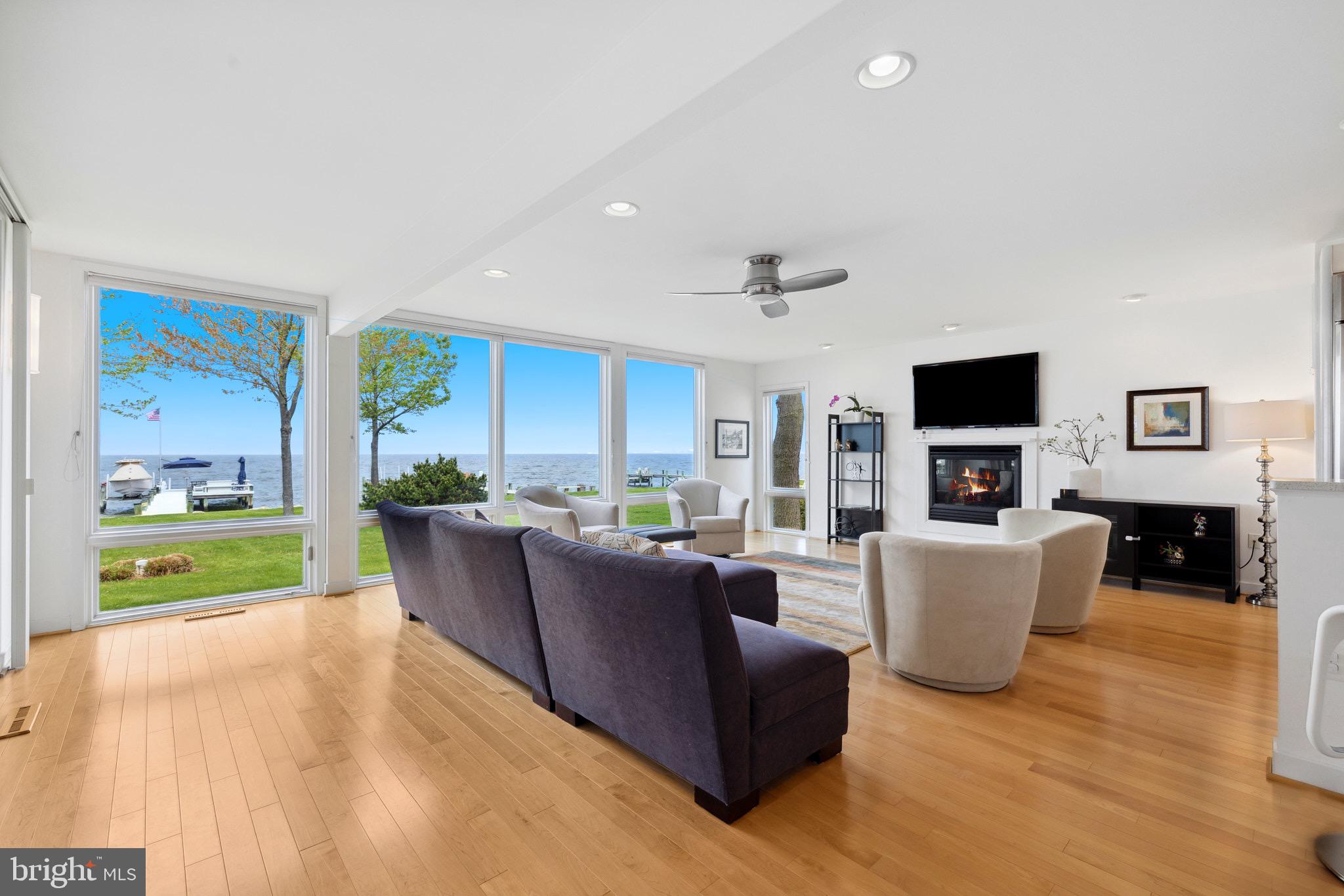 750 Bay Front Ave